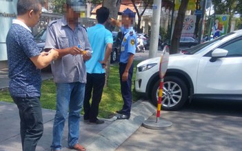 TP.HCM chỉ đạo xử lý tình trạng ngang nhiên bán chỗ đậu xe
