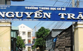 Chuyển công tác thầy giáo sàm sỡ nữ sinh