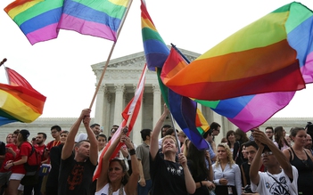 Luật mới tại Mỹ giúp bảo vệ cộng đồng LGBT trẻ