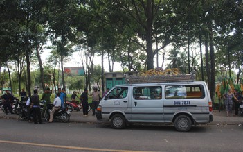 Người đàn ông chết trong công viên