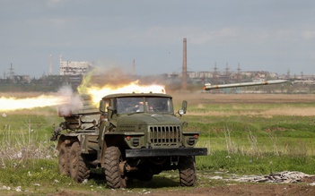 Chiến sự rung chuyển đông, nam Ukraine