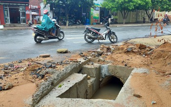 Công trình chỉnh trang đô thị “bẫy” người đi đường