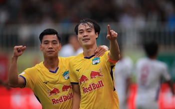 Hấp dẫn những cuộc đua ở 2 đầu V-League