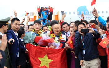 Thầy Park, bầu Đức và chuyện bây giờ mới kể - Kỳ 3: 'Ngài ngủ gật' và kỳ tích Thường Châu