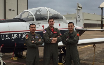 Căn cứ Mỹ đào tạo phi công máy bay T-6 đầu tiên của Việt Nam