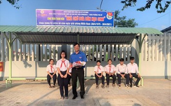 Bàn giao công trình thanh niên ‘Nhà chờ đưa đón học sinh’ tại thị xã Phú Mỹ