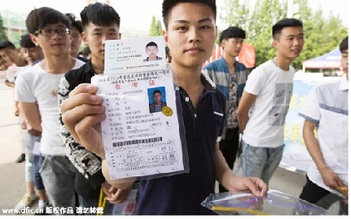 Nhức nhối nạn gian lận thi cử ở Trung Quốc