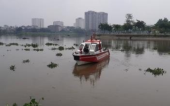 TP.HCM: Lặn tìm cô gái nhảy cầu Bình Triệu mất tích