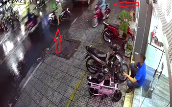 TP.HCM: Trộm xe máy có đồng bọn hỗ trợ, chĩa dao về phía người dân