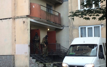 Đặc nhiệm Nga tiêu diệt nghi can khủng bố ở khu dân cư tại St Petersburg