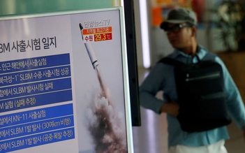 Triều Tiên tiến bộ đáng kinh ngạc trong công nghệ phóng tên lửa từ tàu ngầm