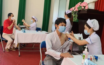 Lâm Đồng: Huy động lực lượng y tế tư nhân tiêm vắc xin phòng Covid-19