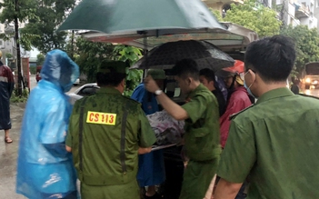 Sập tường nhà trong mưa lớn, hai vợ chồng ở Quảng Ninh bị thương nặng