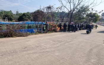 Quảng Ninh: Xe mất lái tông người hành hương chùa Ba Vàng, 1 người tử vong