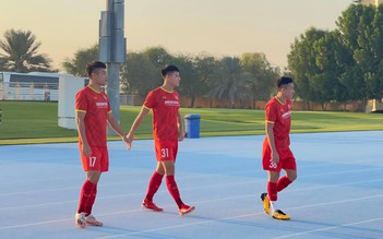 Đội U.23 Việt Nam tập trên sân mà CLB Manchester United từng ghé chân khi đến Dubai