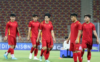 Lý Công Hoàng Anh được cấp visa sang Singapore, kịp dự AFF Cup cùng tuyển Việt Nam