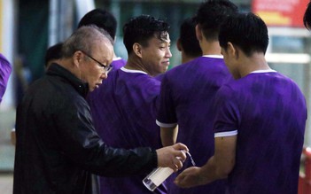 Thầy Park giải tỏa căng thẳng, xoa dịu tâm lý tuyển Việt Nam trước giờ G