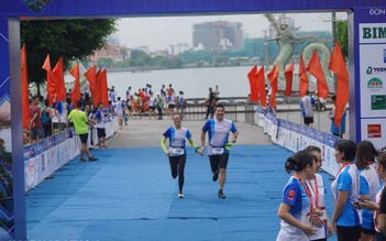 Giải chạy bán marathon Tây Hồ có cung đường thi đấu đẹp bậc nhất Hà Nội