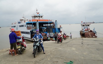 Hải Phòng bắt 10 cán bộ, nhân viên ở bến phà Gót - Cái Viềng bán vé quay vòng