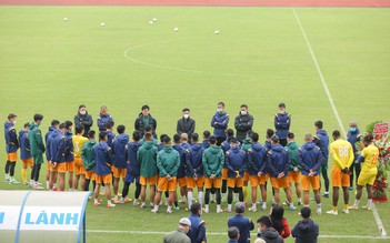 Nam Định FC thoát kiếp nhà nghèo