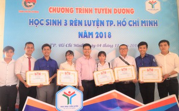 Sôi động ngày hội và lễ tuyên dương 'Học sinh 3 rèn luyện'