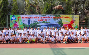 Đầy tiếng cười tại giải Tennis Cơ điện lạnh Bách khoa mở rộng lần 2