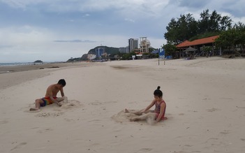 Bãi biển, khách sạn, nhà hàng Vũng Tàu vắng du khách vì Covid-19