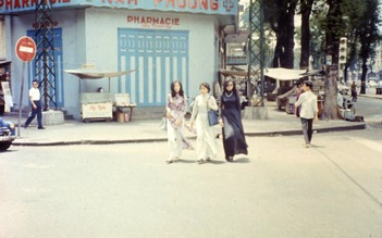 Áo dài thời 'cô Ba Sài Gòn' - Kỳ 1: Phù thủy đường cong cho Tứ đại mỹ nhân