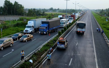 Cấp bách mở rộng cao tốc TP.HCM - Trung Lương lên 8 làn xe