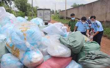 Chặn kịp thời hơn tấn khẩu trang tái chế trước khi đưa ra tiêu thụ