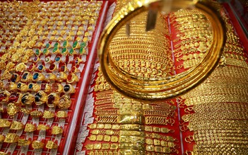 Giá vàng hôm nay 28.8.2022: Chênh lệch mua bán vàng nhẫn vượt mặt vàng miếng