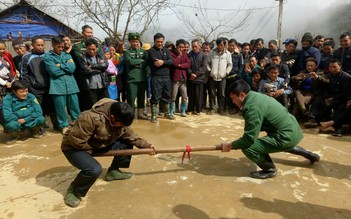 Ngày cuối năm, trên đồn Y Tý