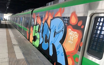 Nhà thầu Trung Quốc đưa chuyên gia xóa tranh graffiti trên tàu Cát Linh - Hà Đông