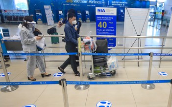 Hà Nội bỏ quy định cách ly tập trung hành khách bay từ TP.HCM về thành phố