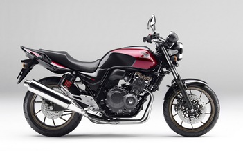 Honda CB400 2015 tại Việt Nam có nguy cơ cháy xe