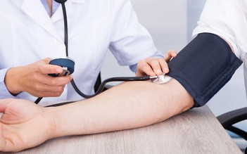 3 dấu hiệu ‘tố cáo’ huyết áp của bạn đang ở mức cao đáng báo động