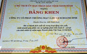 Ninh Bình thu hồi bằng khen đã trao tặng doanh nghiệp xâm hại di sản Tràng An