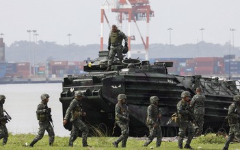 Thủy quân lục chiến Philippines tập trận ‘tái chiếm đảo’