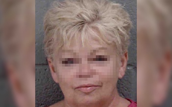 Cô giáo 63 tuổi bị bắt vì quan hệ tình dục với học sinh