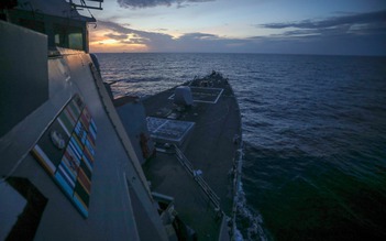 Tàu khu trục Mỹ thực hiện 'hoạt động tự do hàng hải' gần Trường Sa