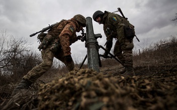 Nga đẩy mạnh tấn công miền đông, Ukraine nói hơn 60% diện tích Bakhmut bị phá hủy