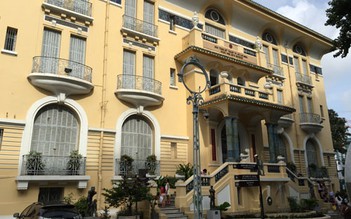 Cận cảnh ngôi nhà 'khủng' của tỉ phú Đông Dương ở Sài Gòn