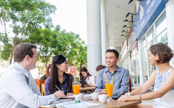 Những gương mặt thành đạt khiến bạn muốn học tiếng Anh ngay