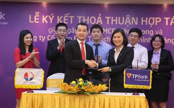 TPBank và Hoàng Huy Group hợp tác hỗ trợ DN mua đầu xe kéo