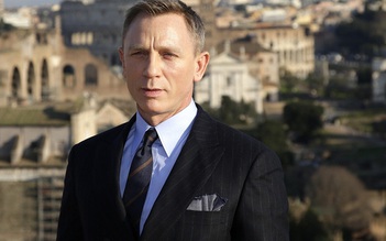‘Điệp viên 007’ khác lạ với trang phục tù nhân trong phim mới