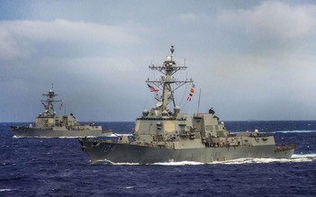 Mỹ điều khu trục hạm tuần tra Biển Đông