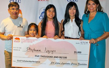 Nữ sinh gốc Việt nhận học bổng danh giá
