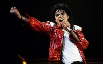 Quản lý cũ tiếp tục kiện Michael Jackson đòi 3 triệu USD