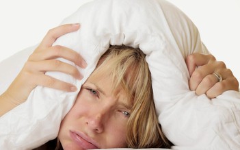 Nghe ‘tiếng ồn trắng’ để dễ ngủ có thể gây hại sức khoẻ