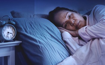 Ngủ quá ít làm tăng nguy cơ sa sút trí tuệ